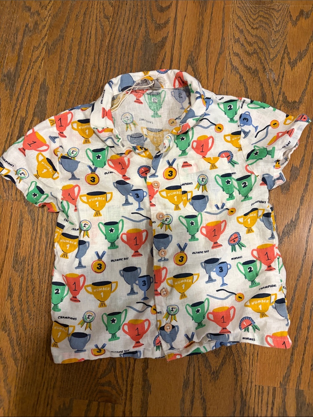 24m Short Sleeve Button-Down Shirt with Trophy Print Purchased in Paris
